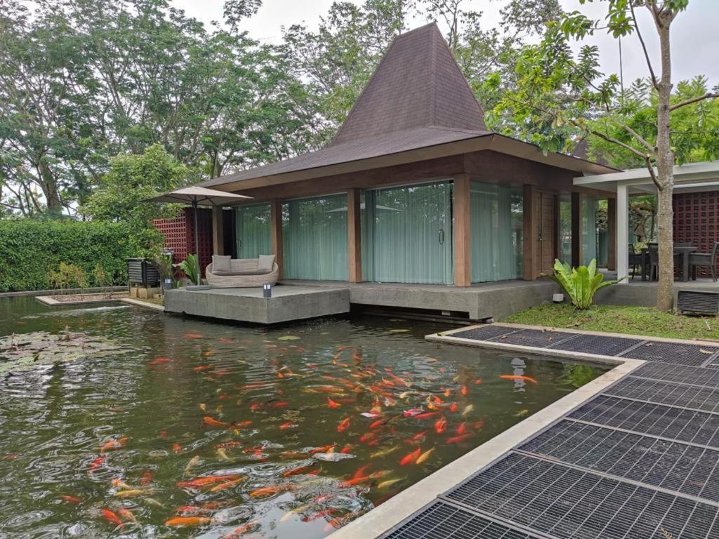 Djoglo Luxury Bungalow Wendit Εξωτερικό φωτογραφία
